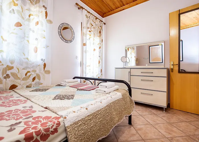 Emilia's House 阿斯特里斯